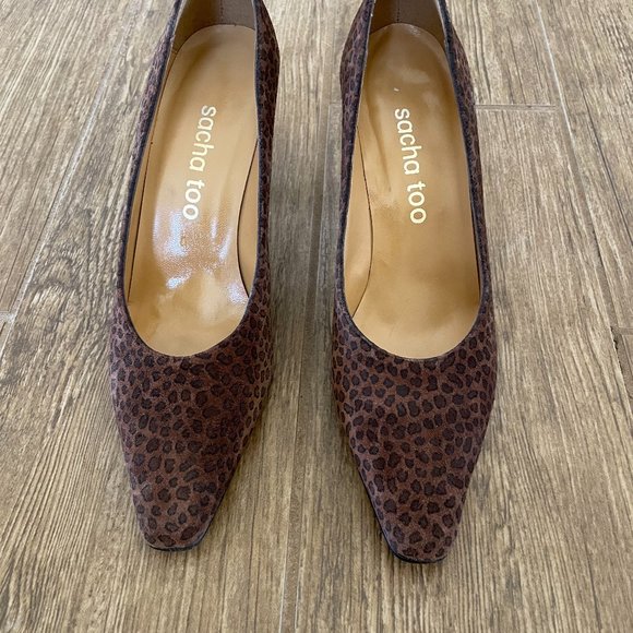 Sacha Too brown leopard suede heels size 7 AA - Picture 1 of 6